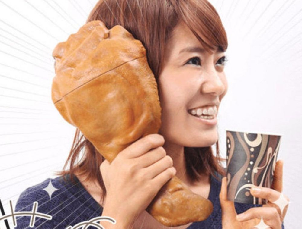 Desain Kocak Case Smartphone Yang Absurd Dan Super Unik Ini Bikin Mata Melongo